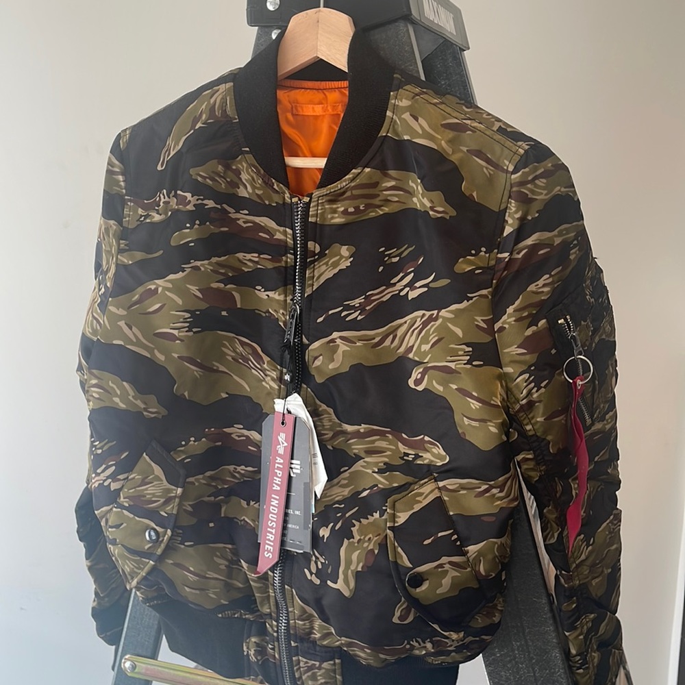 Bomber army designs